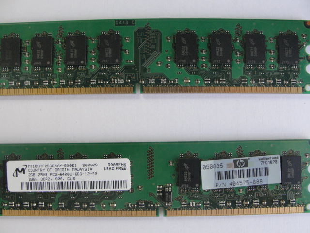 ขาย ram 2GB  DDR 2  BUS  800  PC 2-6400  ราคา 700 บาท รูปที่ 1