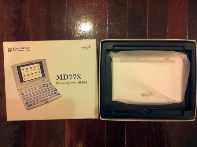 ขายเครื่องแปลภาษา Talking Dict รุ่น MD77X แกะกล่องยังไม่เคยใช้งาน (Brand new) จอสีระบบ Touch screen พร้อม accessories micro sd 4 GB etc... รูปที่ 1