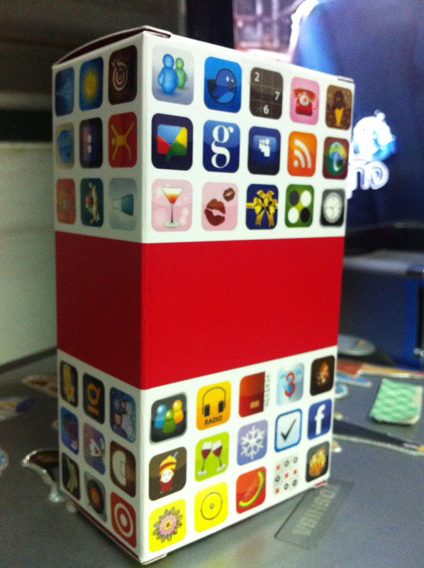 ขาย IPOD touch gen4 8G white ** sale new! ** รูปที่ 3