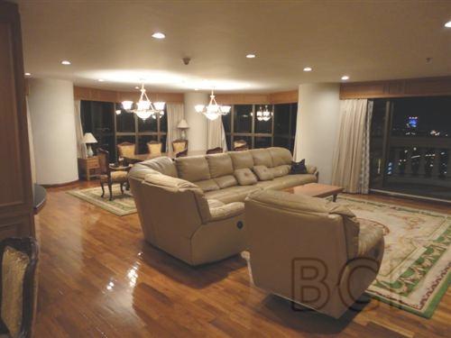 State Tower: 2 Beds + 2 Baths, 197 Sq.m, 32nd fl for Rent/Sale รูปที่ 1