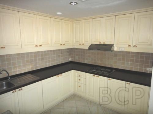 D.S. Tower II: 3 Beds + 2 Baths, 180 Sq.m, 26th fl for Rent รูปที่ 6