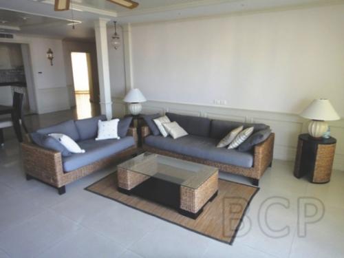 D.S. Tower II: 3 Beds + 2 Baths, 180 Sq.m, 26th fl for Rent รูปที่ 2