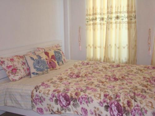 Townhouse @ Mang Jai: 3 Beds + 4 Baths, 3 floors for Rent รูปที่ 3