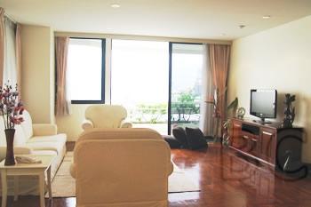 Trinity Condo: 3 BR + 3 Baths, 210 Sq.m for Rent รูปที่ 1