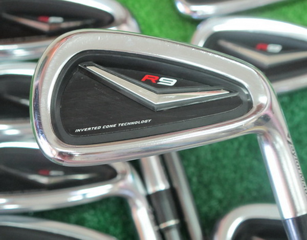 TAYLORMADE R9 IRONS 4-PW ,SW MOTORE GRAPHITE REGULAR รูปที่ 1