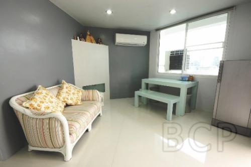 D.S. Tower II: 2 BR + 1 Bath, 68 Sq.m, 14th fl for Sale รูปที่ 2