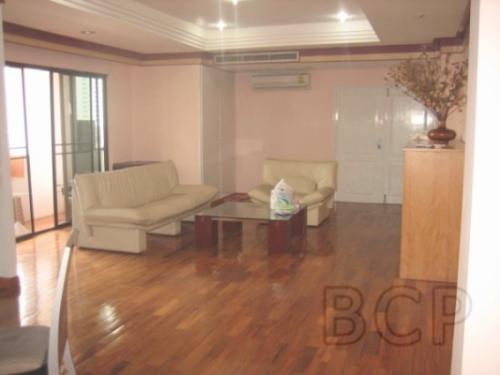 La Maison: 2 BR + 2 Baths, 125 Sq.m, 8th fl for Rent รูปที่ 4