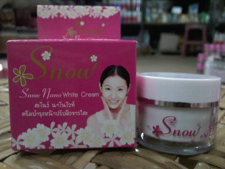 Snow Nano White Cream (ครีมสโนว์ นาโนไวท์) รูปที่ 1