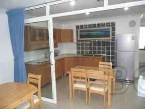 City Lake Tower: 1 BR + 1 Bath, 64 Sq.m, 12th fl for Sale รูปที่ 3