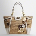  กระเป๋า coach Floral Embellished Straw Natalie Tote # 16763 สวย classic ดูดีจริงๆค่ะ ราคาเบาหวิว 8900 เท่านั้น ราคาปลีก 13,500
