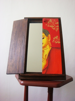 ขายกระจกเงาไม้สักเพ้นท์ลาย รูปพระพุทธเจ้า เปิดปิดได้ , Sell ​​Wood Mirror Painting รูปที่ 1