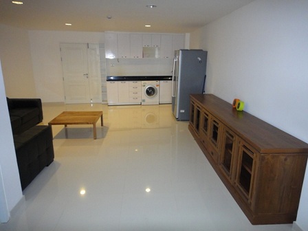 European Condo: 1 BR + 1 Bath, 75 Sq.m for Rent รูปที่ 5