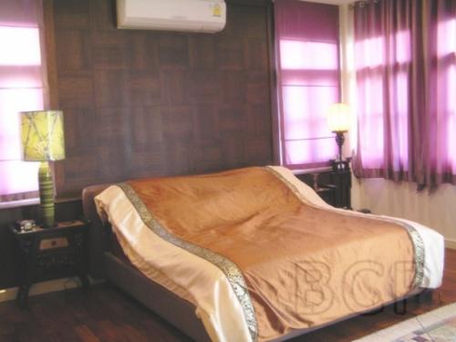 Golden Nakara Village: 3 BR + 3 Baths, 254 Sq.m for Rent รูปที่ 2