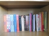 รูปย่อ ขายหนังสืออ่านเล่น นิยายไทย นิยายฝรั่ง พ็อกเก็ตบุ๊ค สภาพดีราคาถูกค่ะ รูปที่1