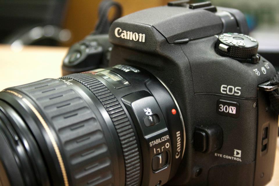 ขายทั้งชุด กล้องฟิล์ม Canon 30v + เลนส์ Canon EF 28-135 mm F3.5-5.6 IS  รูปที่ 1
