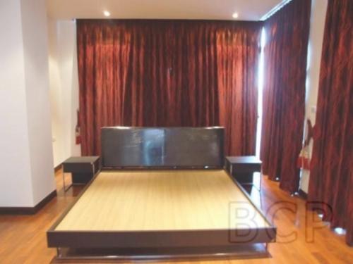 49 Plus II: 2 BR + 2 Baths, 81 Sq.m for Sale รูปที่ 2