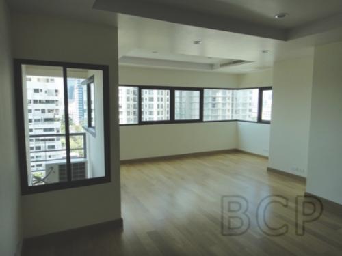 Sathorn Gardens: 2 BR + 2 Baths, 86 Sq.m, 12th fl for Sale รูปที่ 3