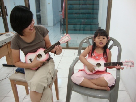 โรงเรียนสอนดนตรี,สอนไวโอลิน,สอนกีตาร์,สอนเบส,สอนเปียโน,สอนกลองชุด ที่ scienceofmusic ตรงข้ามBig-C วงค์สว่าง 025855718-08 รูปที่ 5
