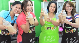 สอน เรียนวิธีทำ สมูทตี้ smoothies ชานมไข่มุก ชาไต้หวัน น้ำผลไม้ปั่น ชาไข่มุกปั่น นมสดกาแฟ สังขยานมขนมปังปิ้ง สอนน้ำปั่น รูปที่ 1