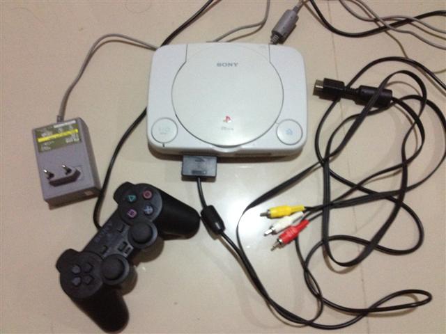 ขาย Play Station 1 แบบบางครับ สภาพดี ราคาถูก ผมไม่ได้เล่นแล้ว เลยลงประกาศขาย มีจอย 1 อัน (ใหม่) หมอแปลง (ใหม่) สาย AV (ใ รูปที่ 7