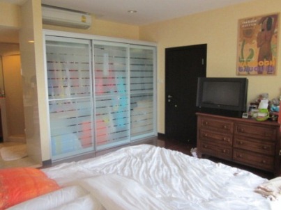 Wilshire Condo: 3 BR + 3 Baths, 165 Sq.m for Sale รูปที่ 6