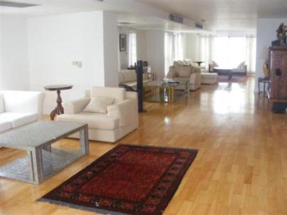 TBI Tower: Duplex Penthouse 4 BR + 5 Baths, 742 Sq.m for Rent รูปที่ 2