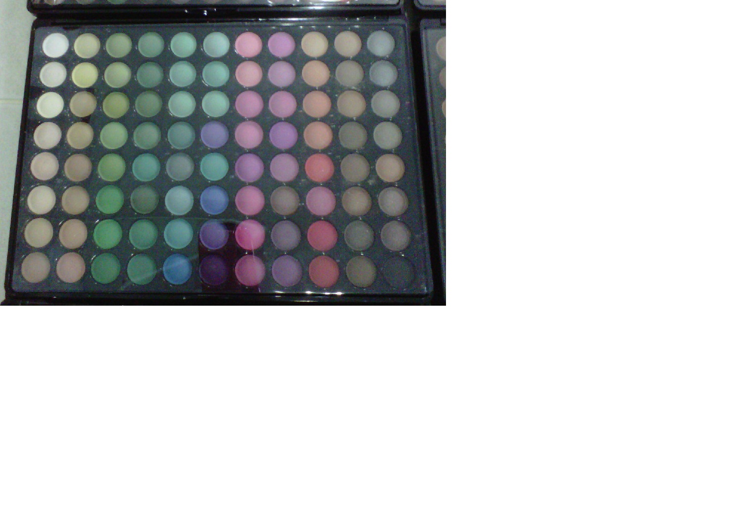 ขายต่อ เมคอัพ อายแชโดว์ ( Coastal Scents Pallet) 550-650 bht รูปที่ 1