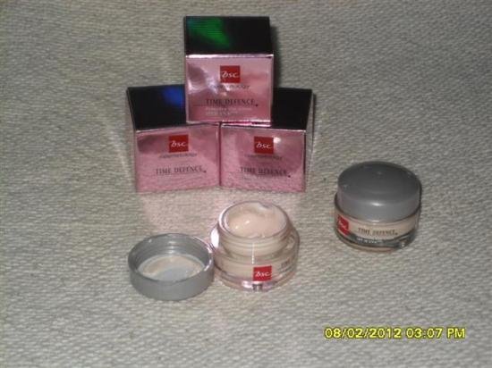 บีเอสซี Time Defence Protective Day Cream SPF20 UVA+++ รูปที่ 1