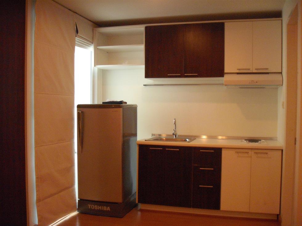 ขายคอนโด The Pulse ลาดพร้าว 44 ชั้น 6 เนือื้ที่ 32 ตร.ม. ห้อง Studio - เตียง 6 ฟุต, ที่นอน, โต๊ะข้างเตียง - โซฟา, โต๊ะก รูปที่ 5
