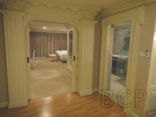 European Condo: 1 BR + 1 Bath, 75 Sq.m, 3rd fl for Rent รูปที่ 5