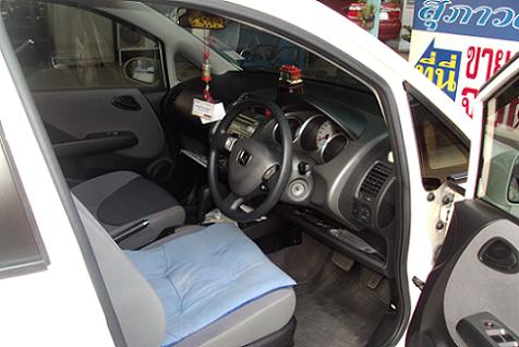 ขายรถยนต์มือสอง สภาพใหม่ป้ายแดง HONDA JAZZ ไม่มีชน สวยจริงท้าพิสูจน์สภาพ รูปที่ 3