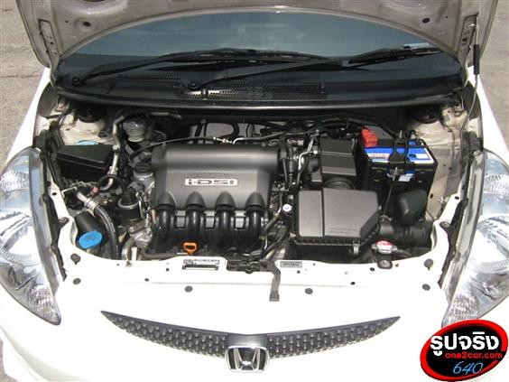 ขายรถ HONDA JAZZ สภาพออกห้างป้ายแดงดูแลดี เช็คศูนย์ตลอด ฟรีประกันชั้น1 สวยไม่มีที่ติ รูปที่ 3