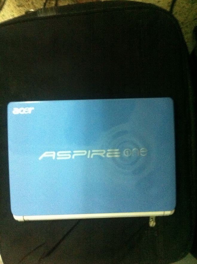 Acer Aspire One Light Blue รูปที่ 1