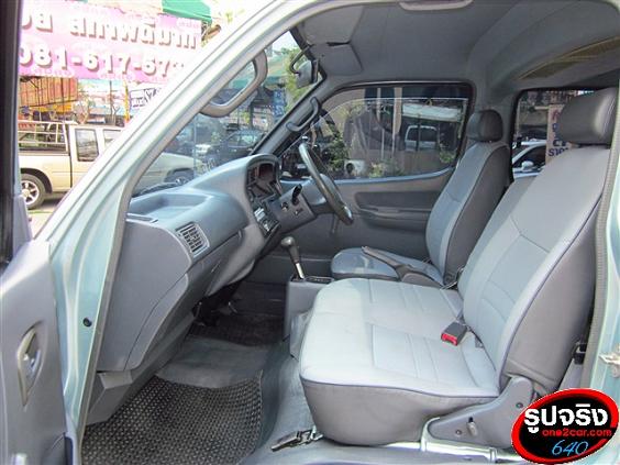 ขายรถตู้หลังคาเตี้ย TOYOTA HIACE เกียร์AUTO ดีเซลเจ้าของเดียวจากป้ายแดงสวยมาก รถใช้งานส่วนตัวอเนกประสงค์ไม่มีชน รูปที่ 3