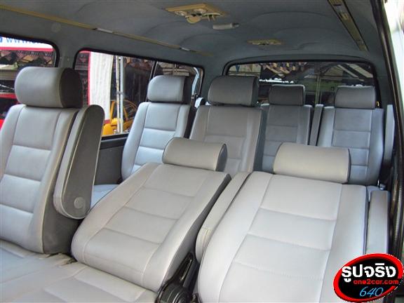 ขายรถตู้หลังคาเตี้ย TOYOTA HIACE เกียร์AUTO ดีเซลเจ้าของเดียวจากป้ายแดงสวยมาก รถใช้งานส่วนตัวอเนกประสงค์ไม่มีชน รูปที่ 7