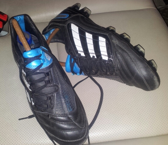 ขายรองเท้าสตั๊ค adidas predator รูปที่ 1