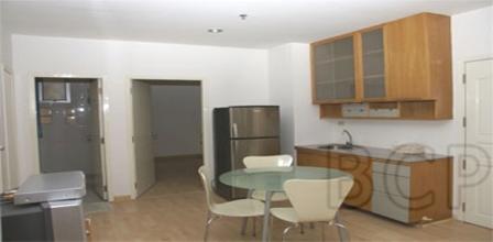 Patumwan Resort: 2 BR + 2 Baths, 60 Sq.m, 27th fl for Rent รูปที่ 3