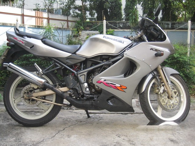 Kawasaki ZX 150 CC รูปที่ 2