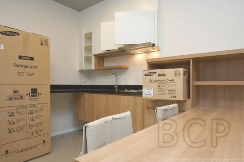 BLOCS 77: 2 BR + 2 Baths, 65 Sq.m, 21st fl for Rent รูปที่ 5