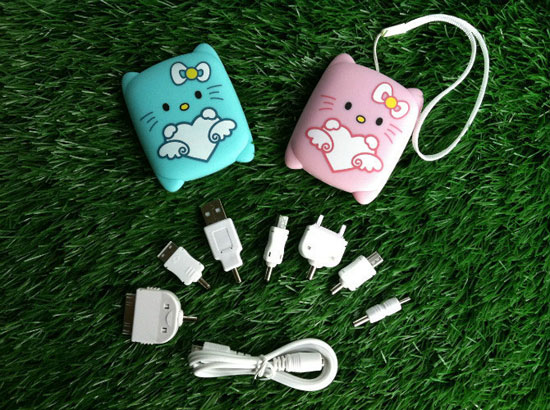 Hello Kitty 2800mAh Power Charger แบตสำรองลายคิตตี้ รูปที่ 4