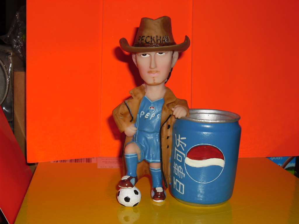 ตุ๊กตาเรซิ่น BECKHAM สำหรับเสียบปากกา รูปที่ 3