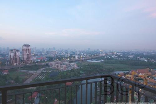 BLOCS 77: 2 BR + 2 Baths, 65 Sq.m, 21st fl for Rent รูปที่ 7