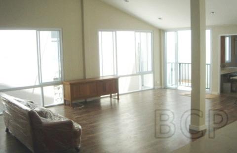 Sukhumvit 71 Townhouse: 2 BR + 3 Baths, for Sale รูปที่ 4