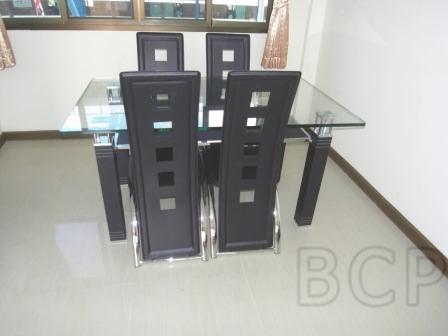 Classic Home Condo: 2 BR + 1 Bath, 75 Sq.m for Rent รูปที่ 5