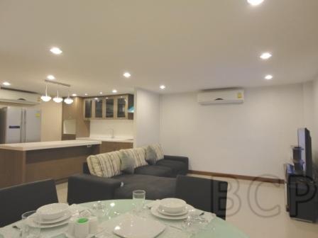 189 Apartment: 3 BR + 2 Baths, 120 Sq.m for Rent รูปที่ 1