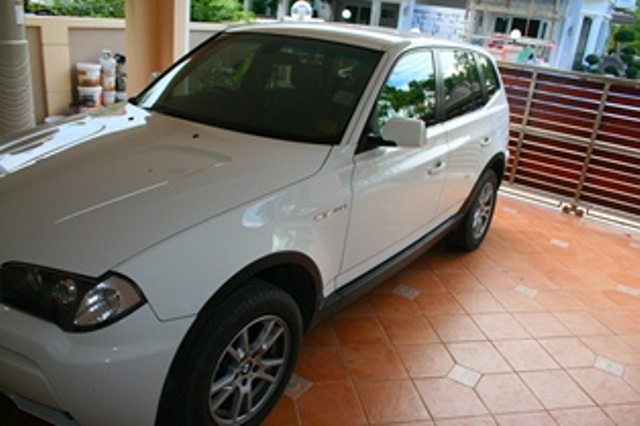 ขายรถหรู BMW X3 สีขาวยอดฮิต พร้อมoptionดีๆ สภาพสวยๆ เจ้าของขายเอง รูปที่ 1