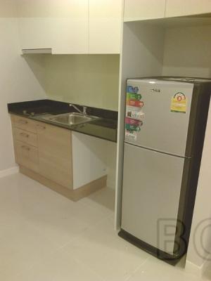 The Circle: 1 BR + 1 Bath, 44 Sq.m, 9th fl for Rent รูปที่ 3