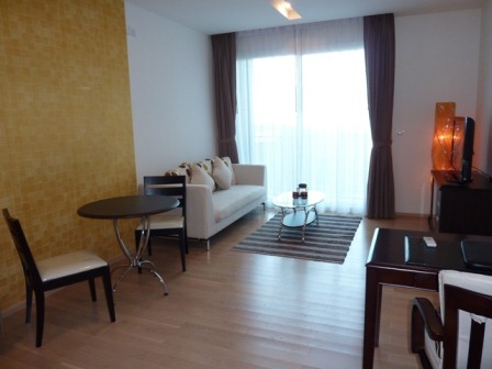 Siri@Sukhumvit: 1 BR + 1 Bath, 51 Sq.m, 10th fl for Rent รูปที่ 1