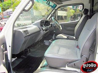 ขายรถตู้ทึบมือสอง TOYOTA HIACE หัวจรวดใช้ส่งของ ซื้อไปใช้ได้เลย สวย ราคาถูก รูปที่ 4