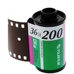 ขายส่ง ขายปลีก ฟิล์มสีฟูจิ 200 แบบ36รูป ฟิล์มม้วนสไลด์ บริการจัดส่ง โทร.0870043859 รูปที่ 2